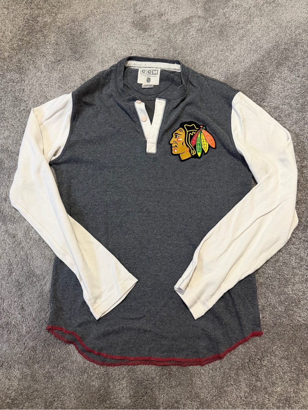 CCM NHL Chicago Blackhawks Longsleeve Vintage Henley
